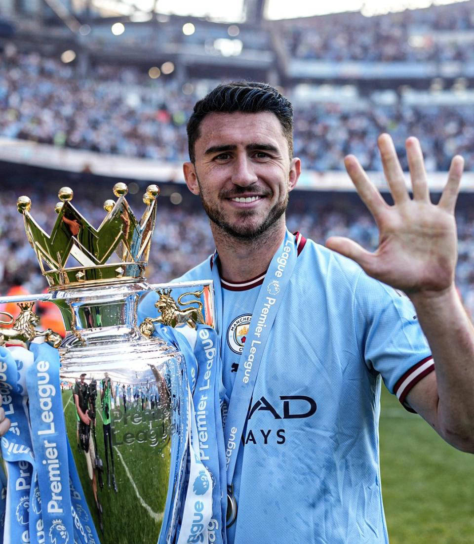 人生赢家！瓜迪奥拉爱将回归西甲，7年风雨后携14冠+7300万欧元归来